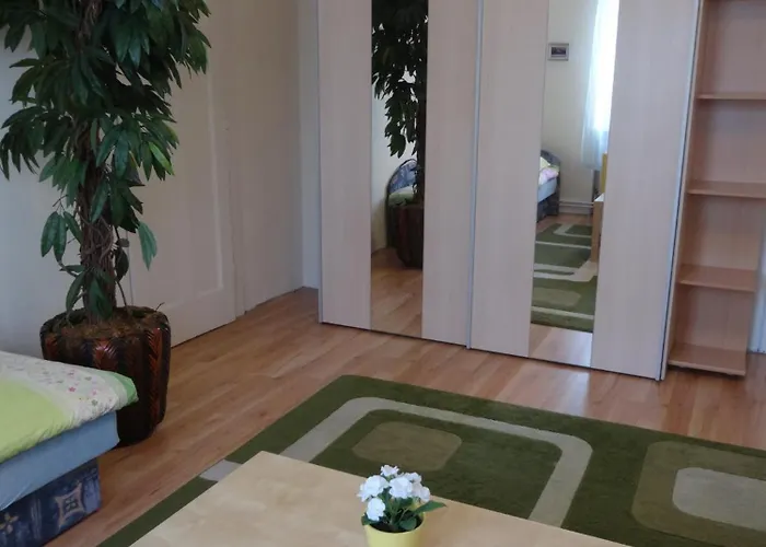 Apartament Near Mvm Dome